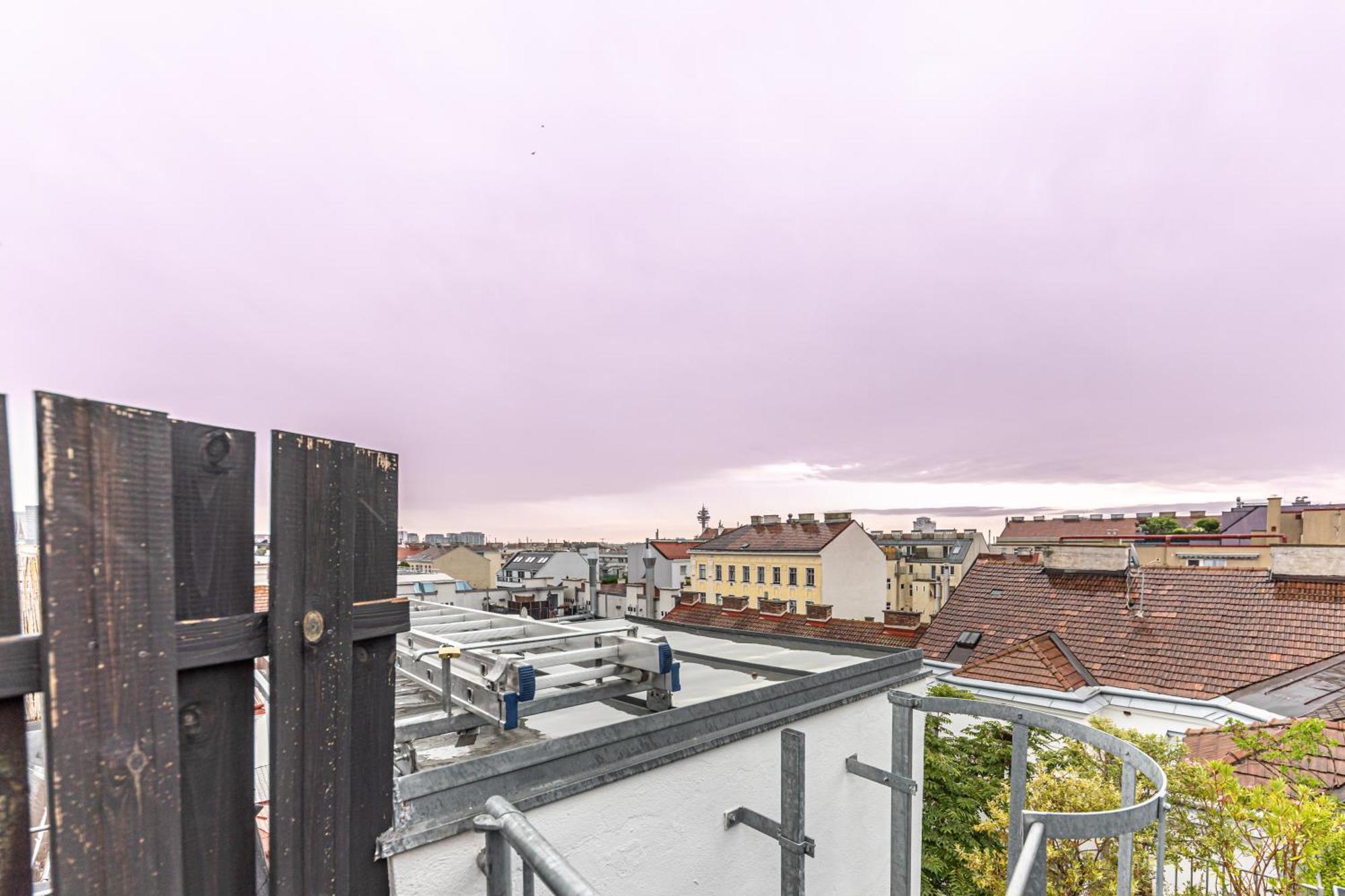 Penthouse Suites By Jr City Apartments Vienna Exterior photo